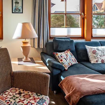 Oewern Diek * Wustrow